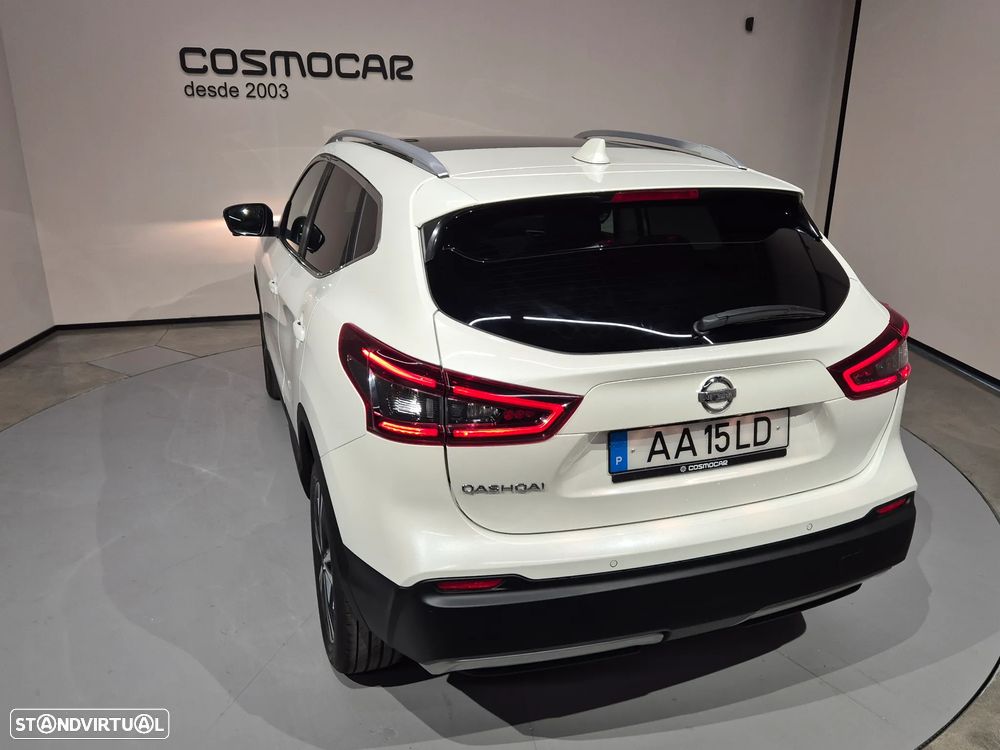 Nissan Qashqai 1.5 dCi N-Connecta J18 - 4