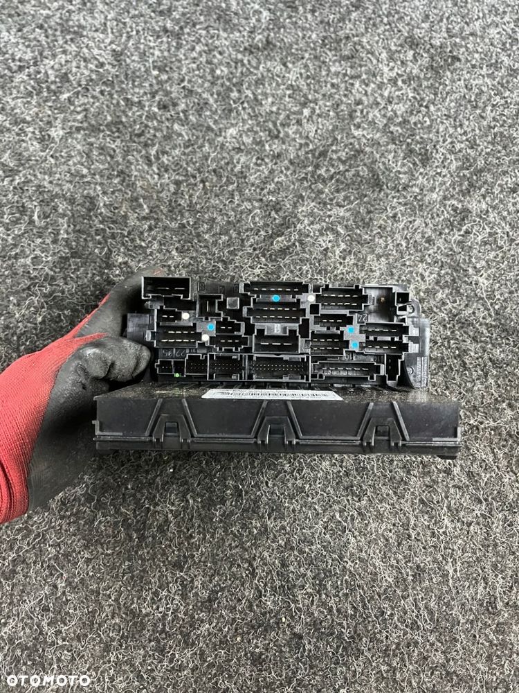 mercedes w203 cl 1.8 moduł SAM skrzynka bezpieczników 2095451101 - 3