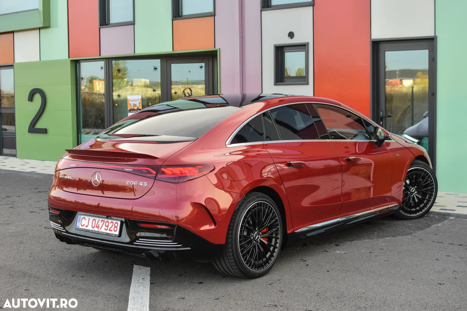 Mercedes-Benz EQE AMG 43 4MATIC - 12