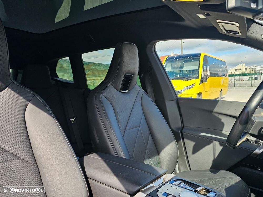 BMW iX xDrive40 - 9