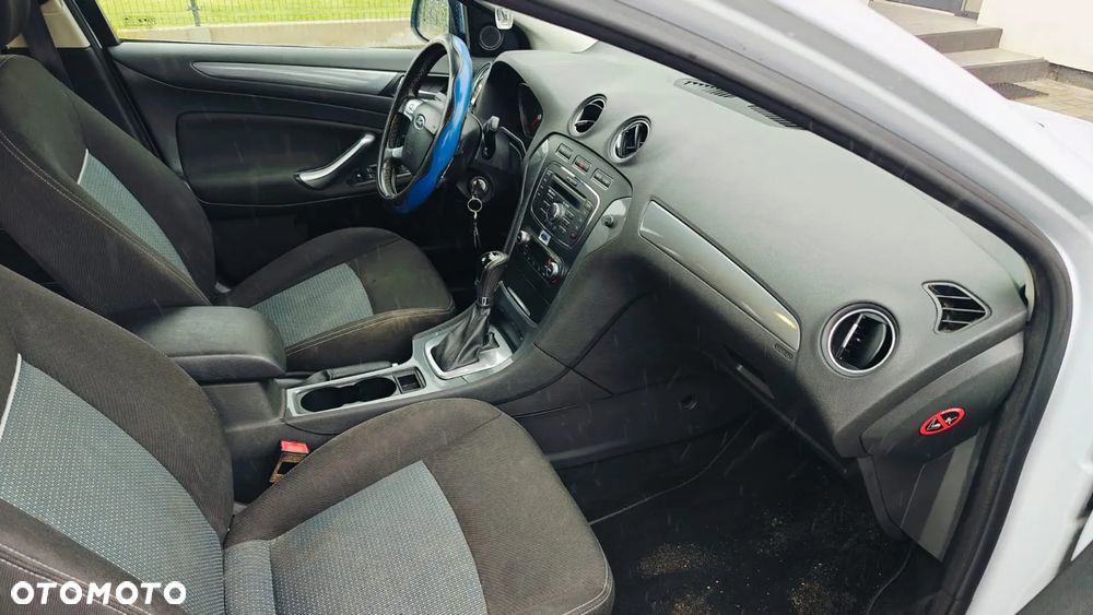 Ford Mondeo 2.0 TDCi Ambiente MPS6 - 10