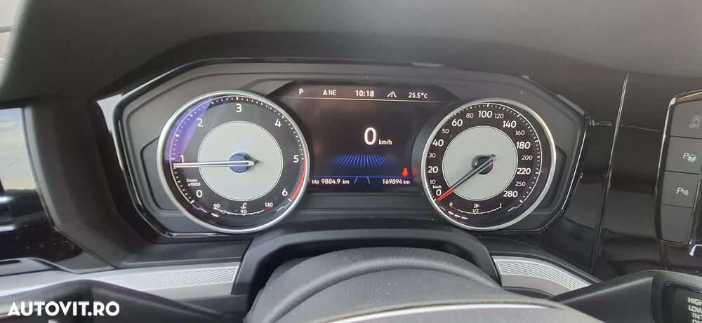 Volkswagen Touareg 3.0 V6 TDI 4Motion DPF Automatik - 6