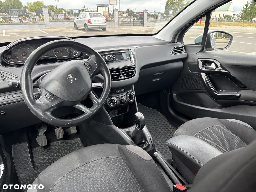 Peugeot 208 1.4 VTi Active - 12