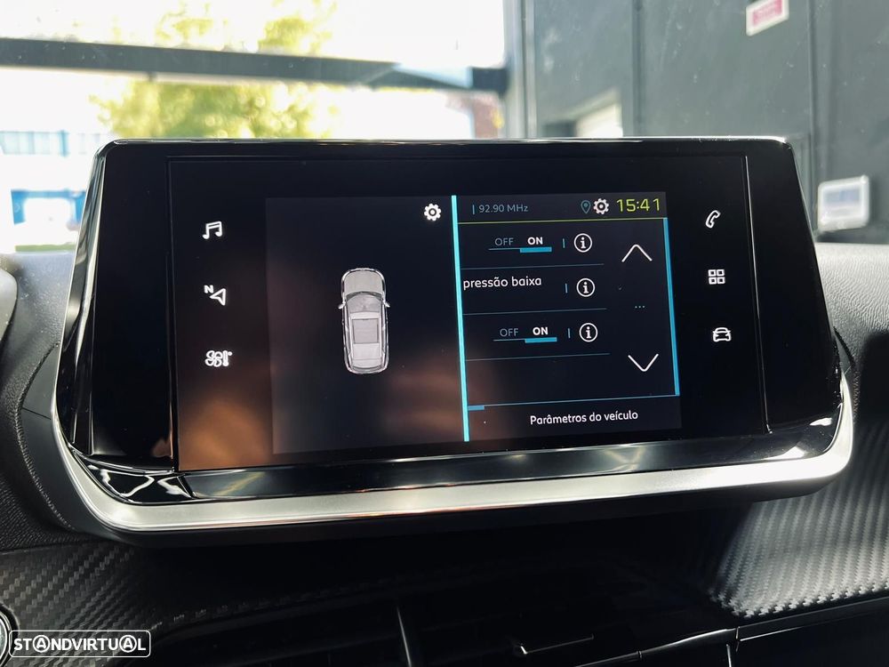 Peugeot e-2008 50 kWh Style - 32