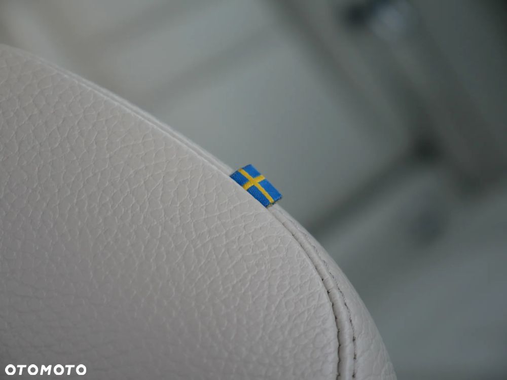 Volvo V60 B5 B AWD Inscription - 23