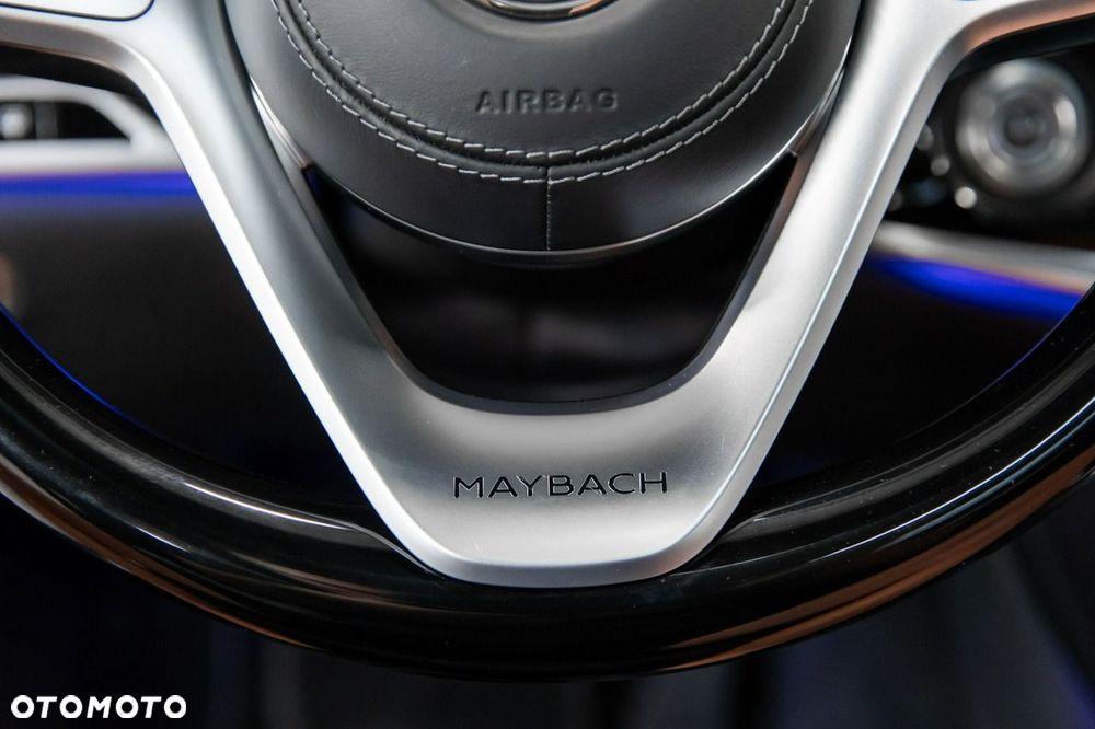 Mercedes-Benz Klasa S 560 4-Matic L 9G-TRONIC - 29