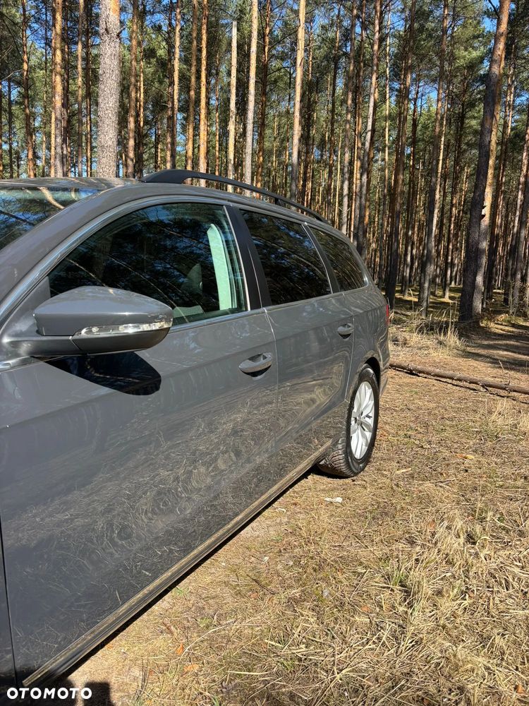 Volkswagen Passat 2.0 TDI BlueMotion Technology Highline - 8