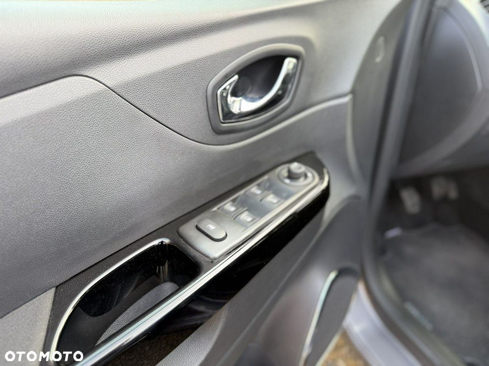 Renault Captur - 21