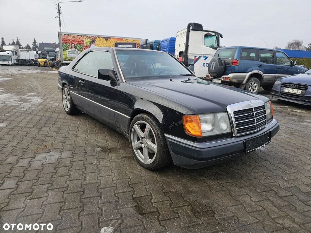 Mercedes-Benz W124 (1984-1993) - 1