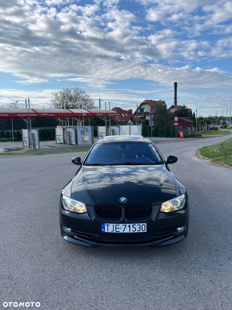 BMW Seria 3 320d - 8