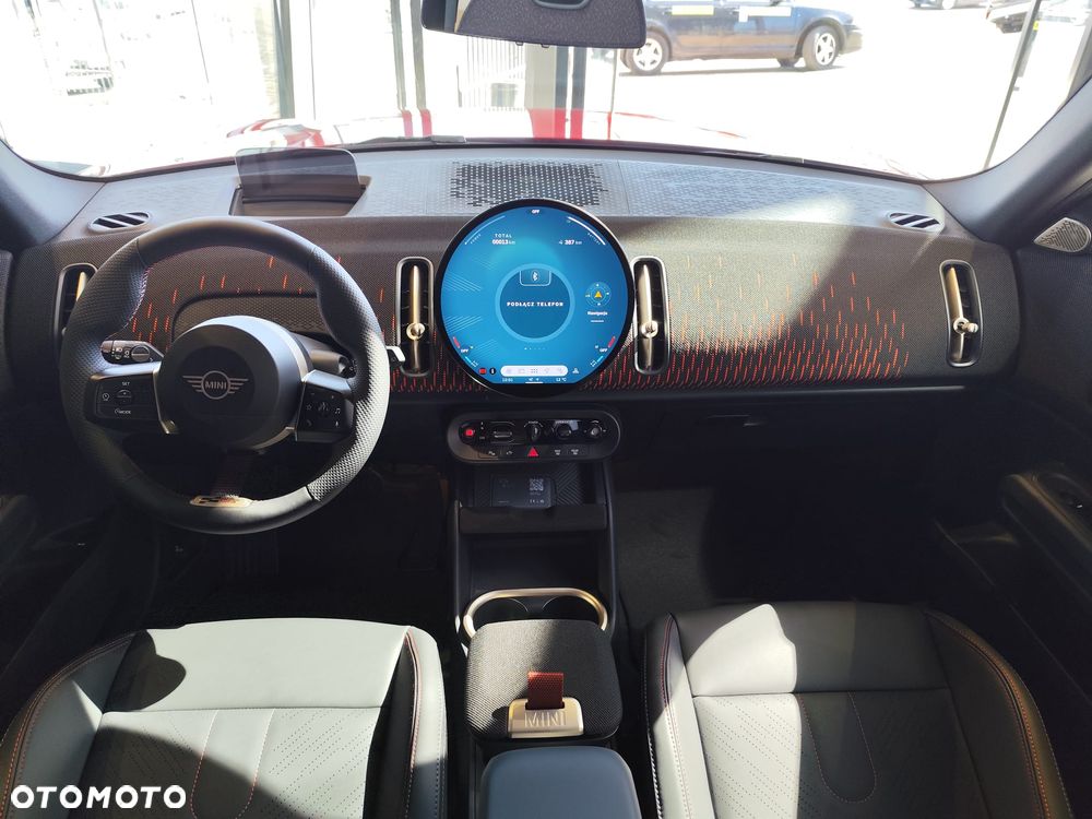 MINI Countryman SE ALL4 66.5kWh Linia Essential - 14