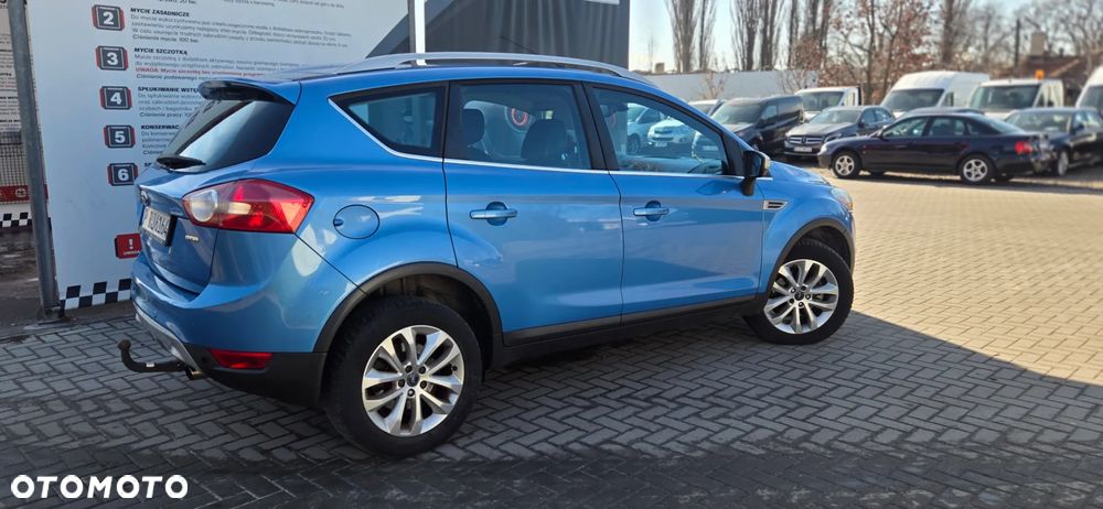 Ford Kuga 2.0 TDCi 2x4 Titanium - 15