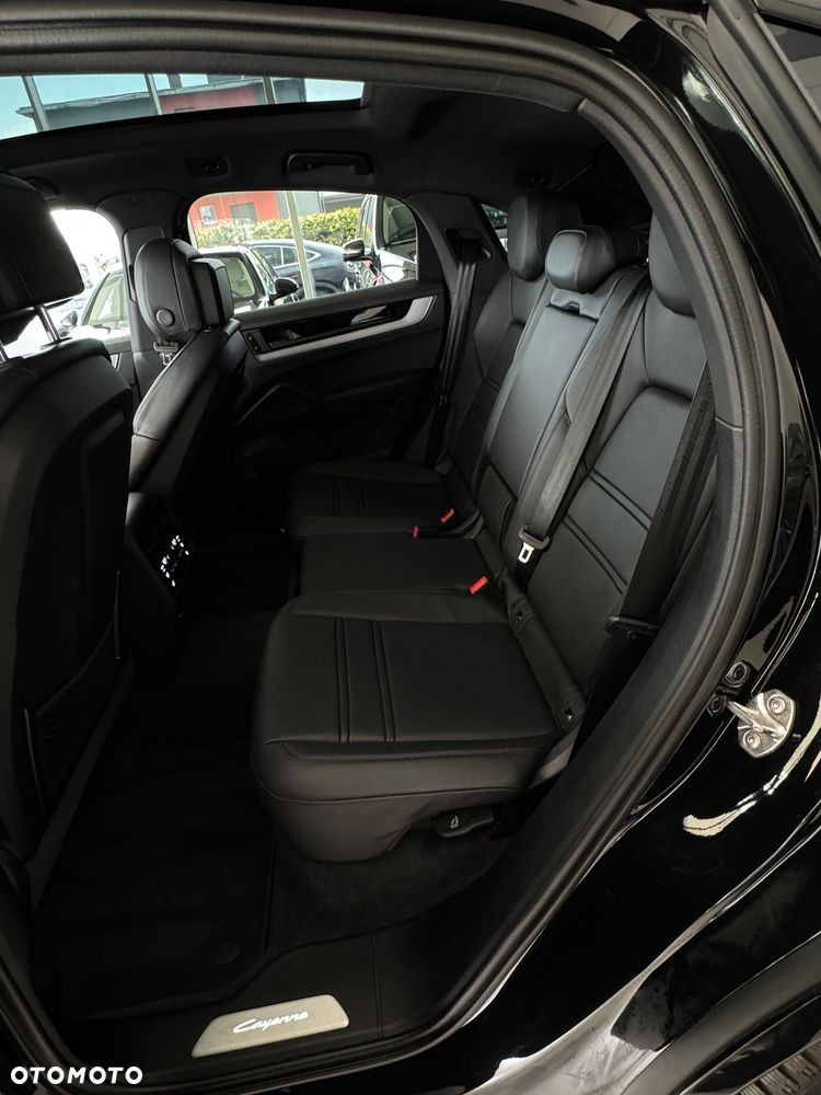 Porsche Cayenne E-Hybrid Platinum Edition - 11