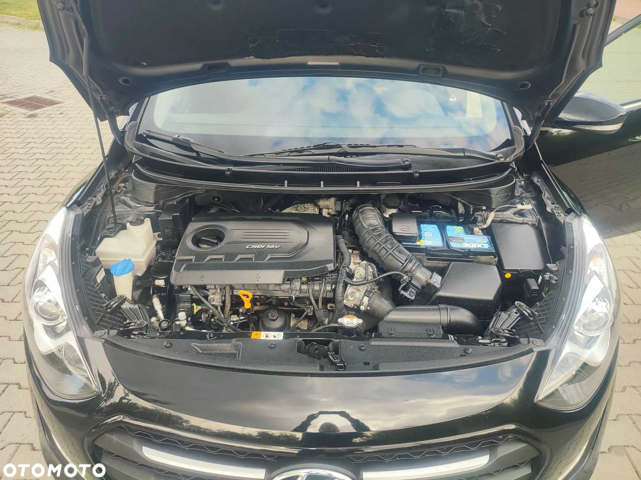 Hyundai i30 1.6 CRDi BlueDrive Go - 38