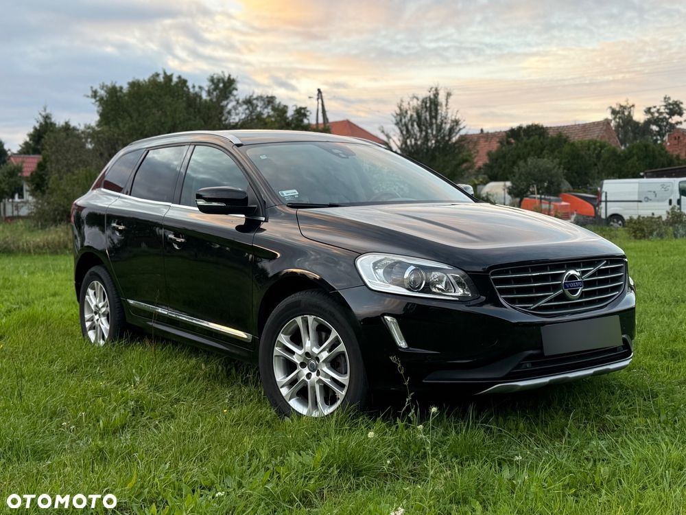 Volvo XC 60 D4 Drive-E Momentum - 1
