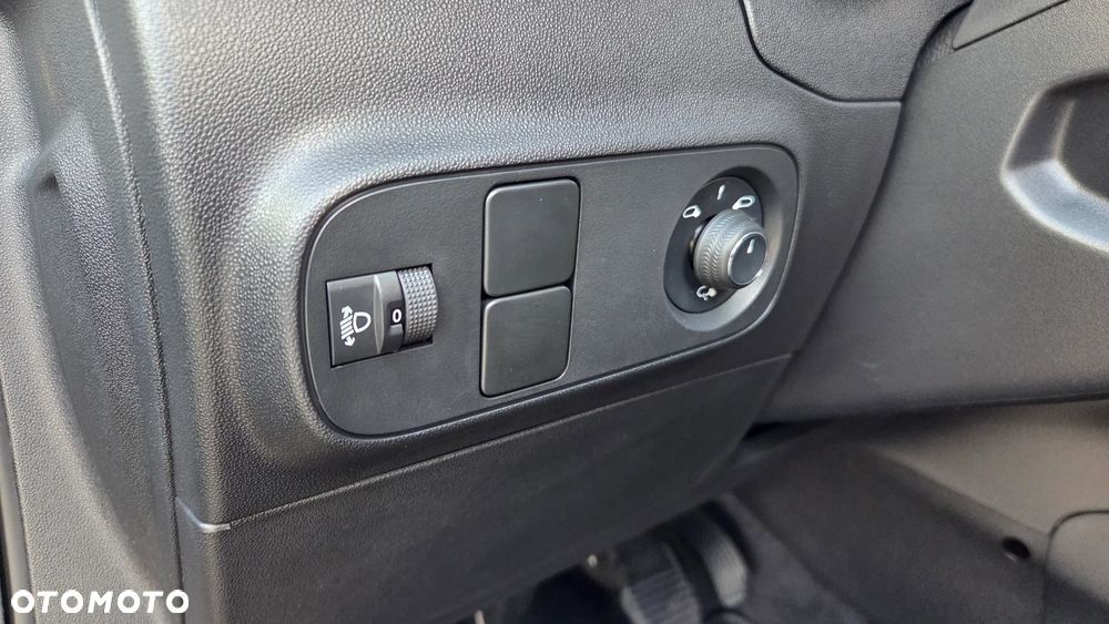 Citroën C3 1.2 PureTech Shine - 24