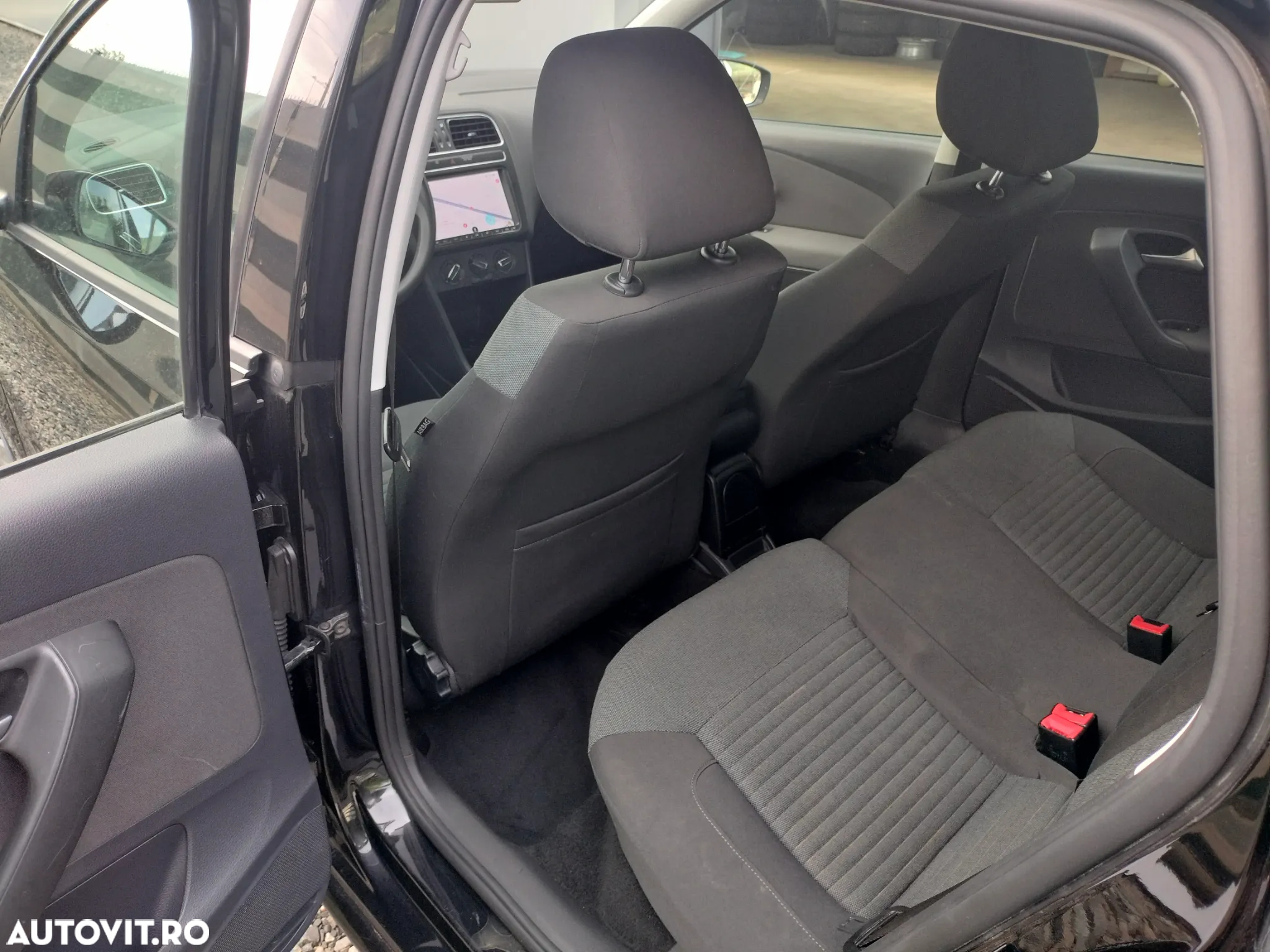 Volkswagen Polo 1.2 TSI Black/Silver Edition - 34