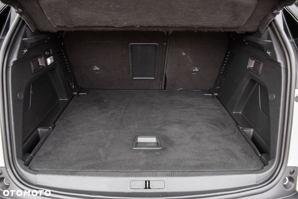 Peugeot 3008 THP 165 EAT6 Stop & Start Allure - 28