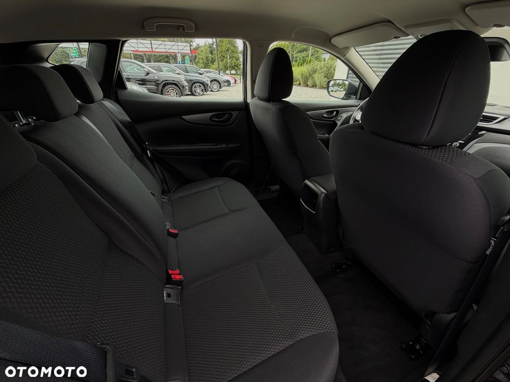 Nissan Qashqai 1.2 DIG-T Visia EU6 - 30