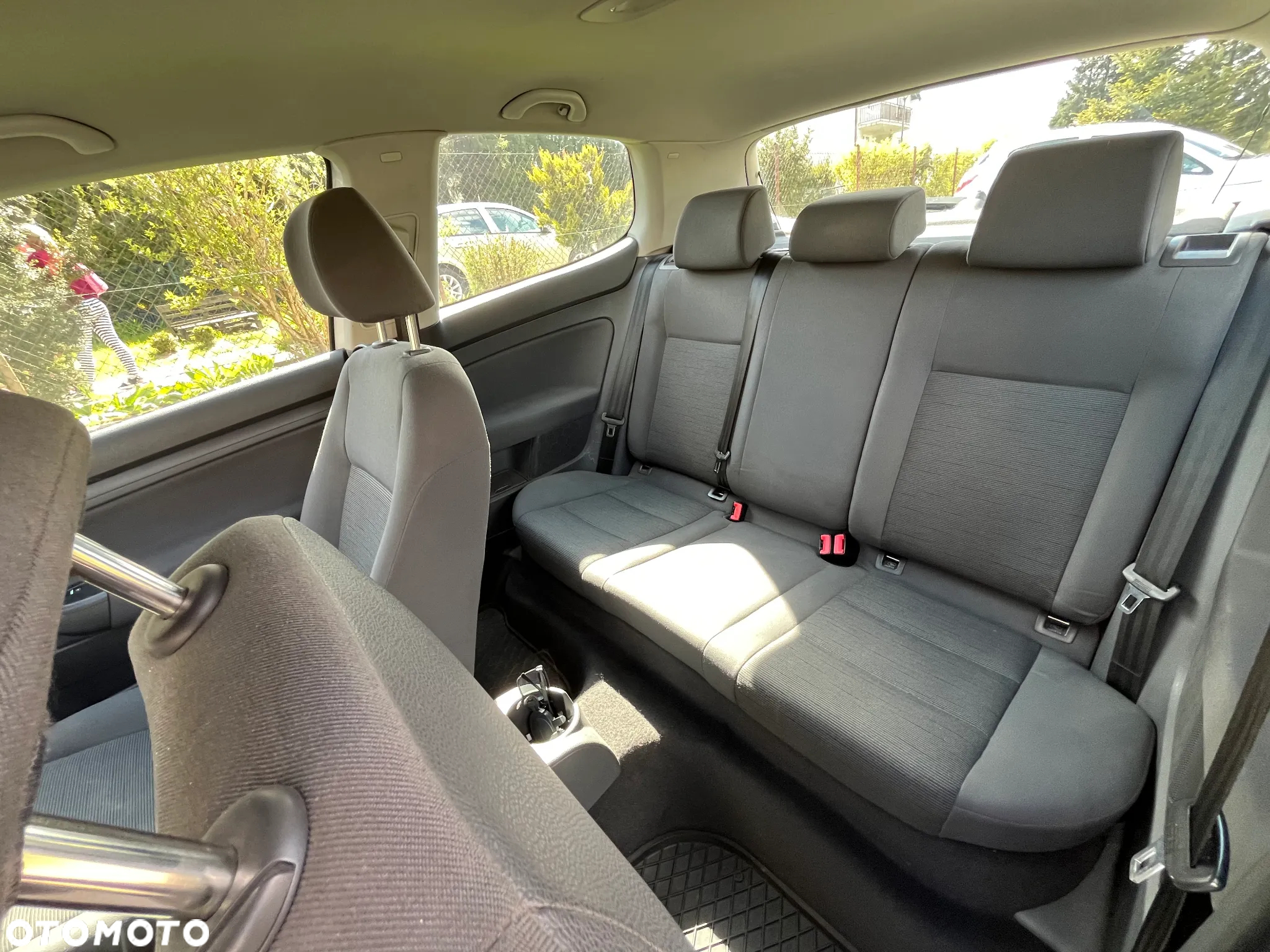Volkswagen Golf - 10
