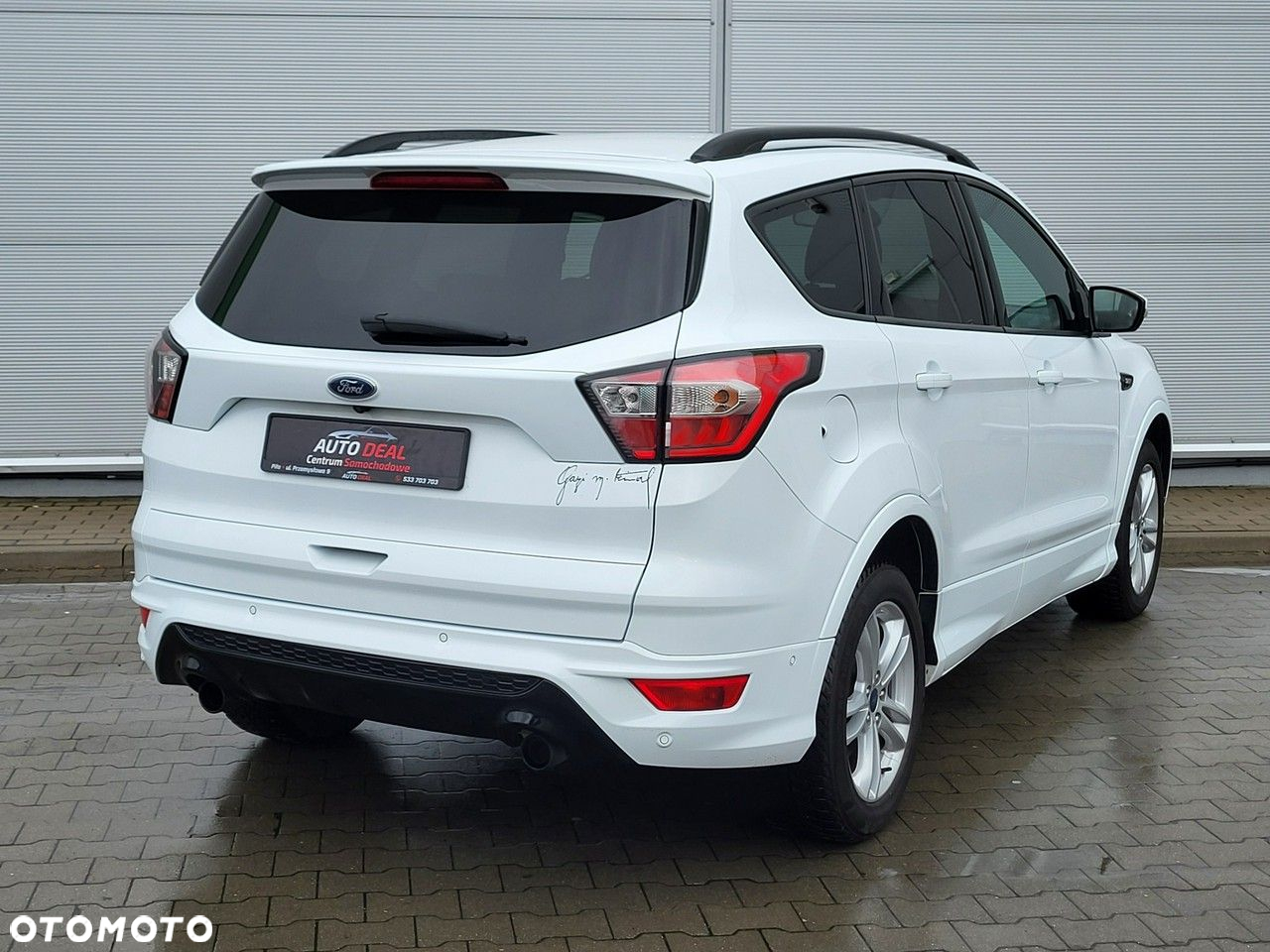 Ford Kuga - 10