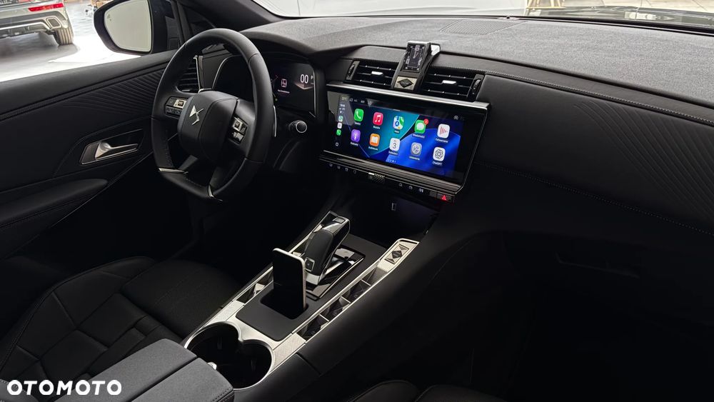 DS Automobiles DS 7 Crossback - 11