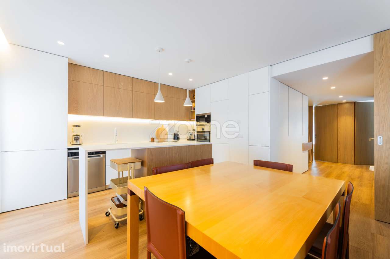 T3 totalmente remodelado no centro histórico de Braga - Grande imagem: 2/38