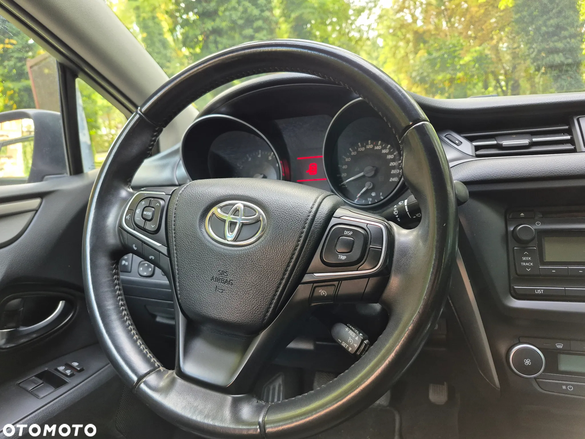 Toyota Avensis Combi 1.8 Comfort - 18