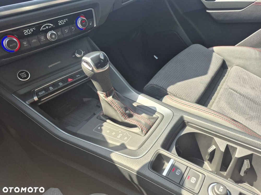 Audi Q3 40 TFSI Quattro S-Line S tronic - 37