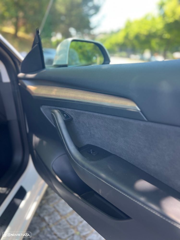 Tesla Model 3 Standard Range Plus RWD - 14