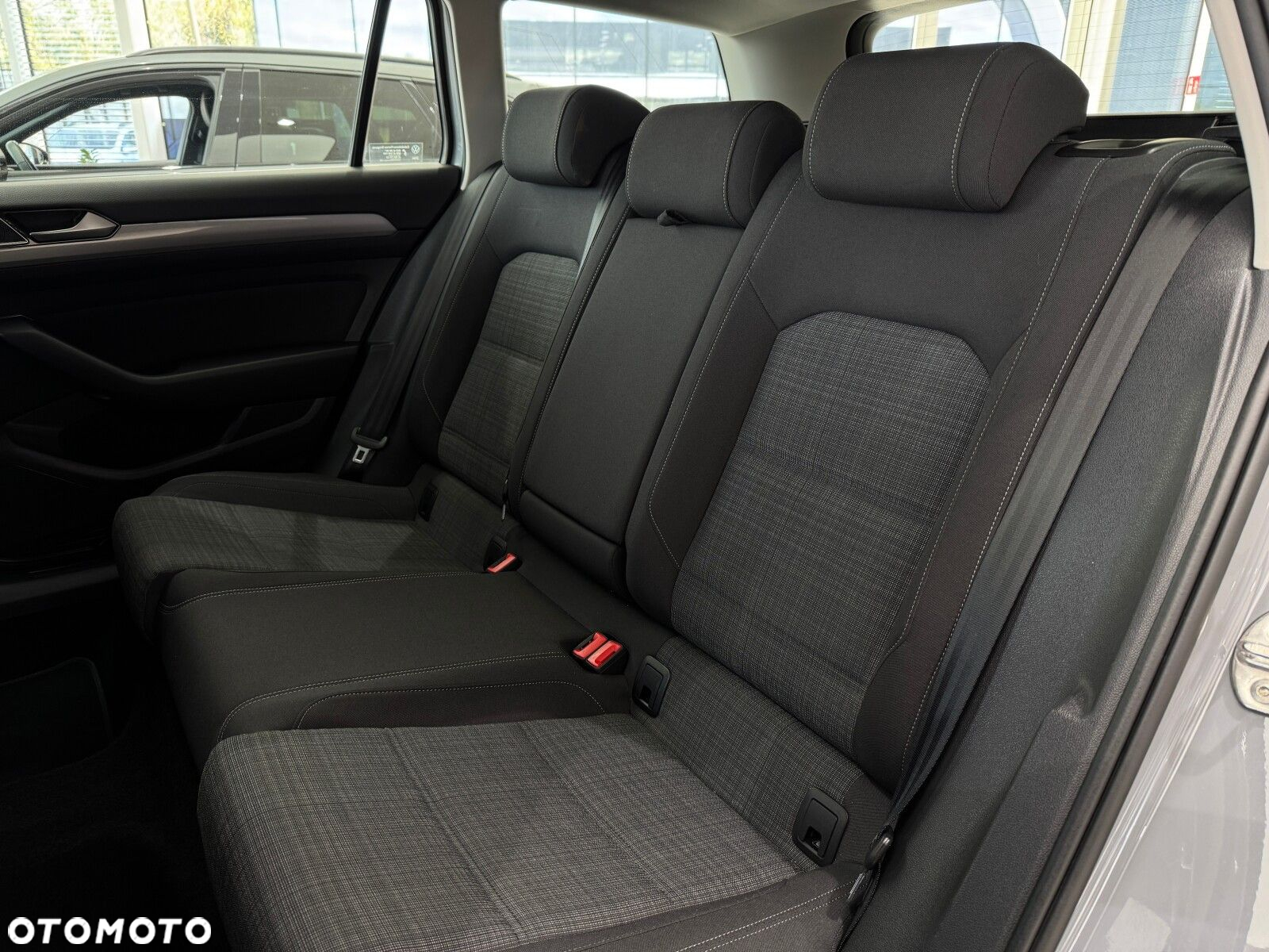 Volkswagen Passat 2.0 TDI EVO Business DSG - 13