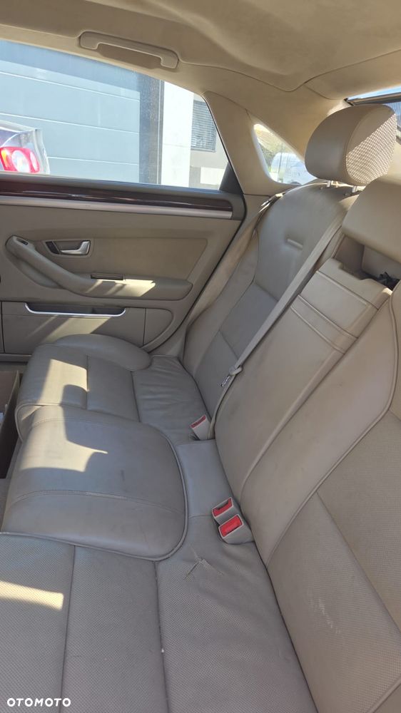 Audi A8 4.2 TDI DPF L Quattro - 11