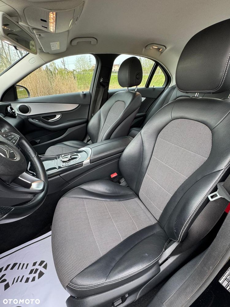 Mercedes-Benz Klasa C 200 7G-TRONIC Avantgarde - 17