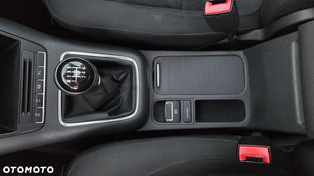 Volkswagen Tiguan 2.0 TDI DPF BlueMotion Technology Sport & Style - 20