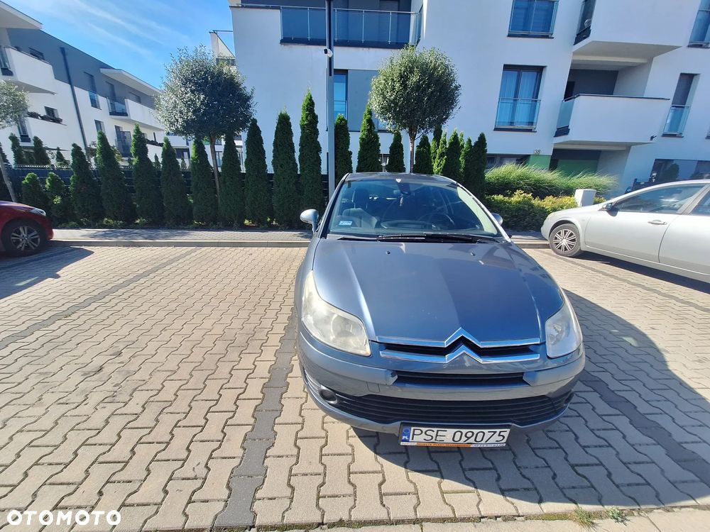 Citroën C4 1.6 HDi FAP Confort - 2