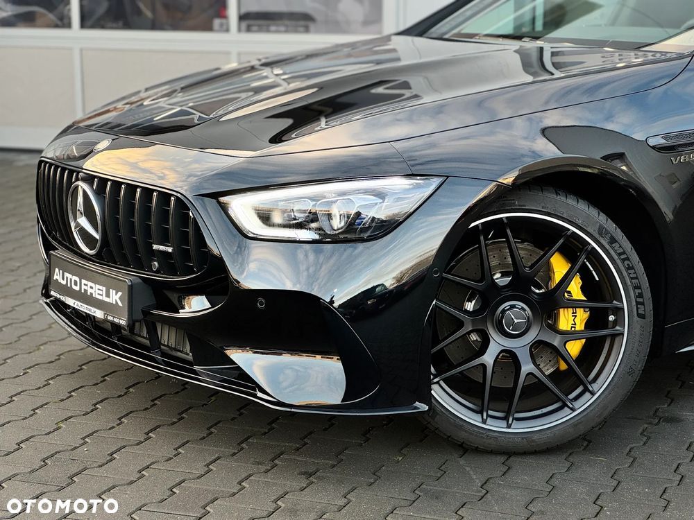 Mercedes-Benz AMG GT 63 S 4Matic+ Speedshift MCT 9G - 3