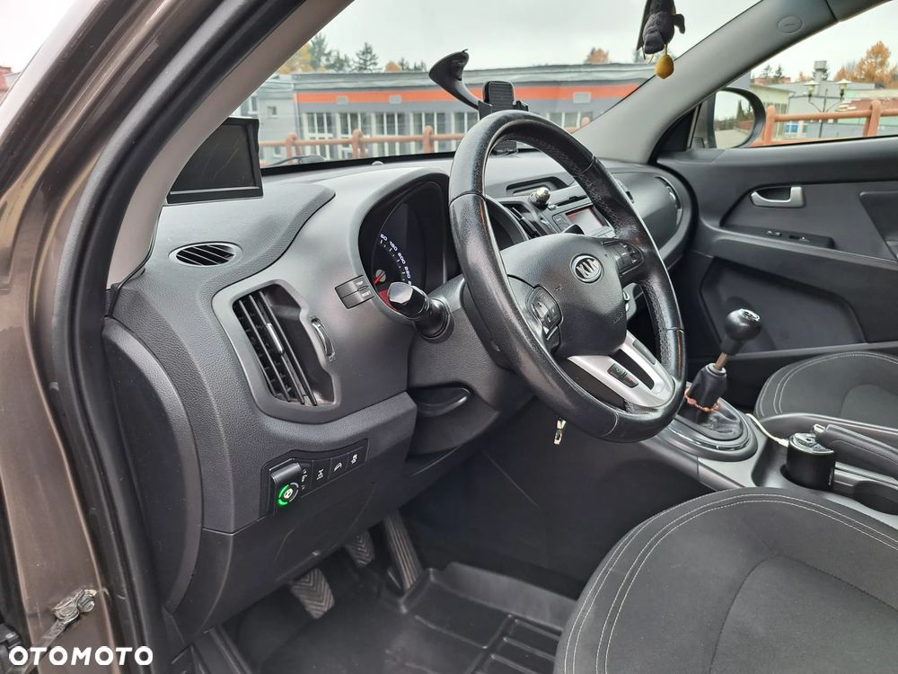 Kia Sportage 2.0 CVVT 4WD Spirit - 18