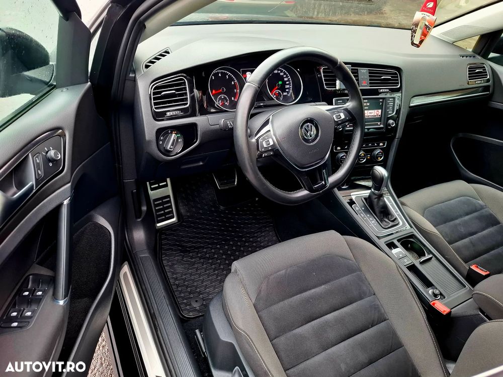 Volkswagen Golf 1.4 TSI BlueMotion Technology DSG Highline - 5