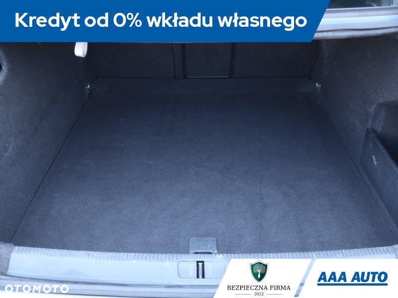 Volkswagen Passat CC - 14