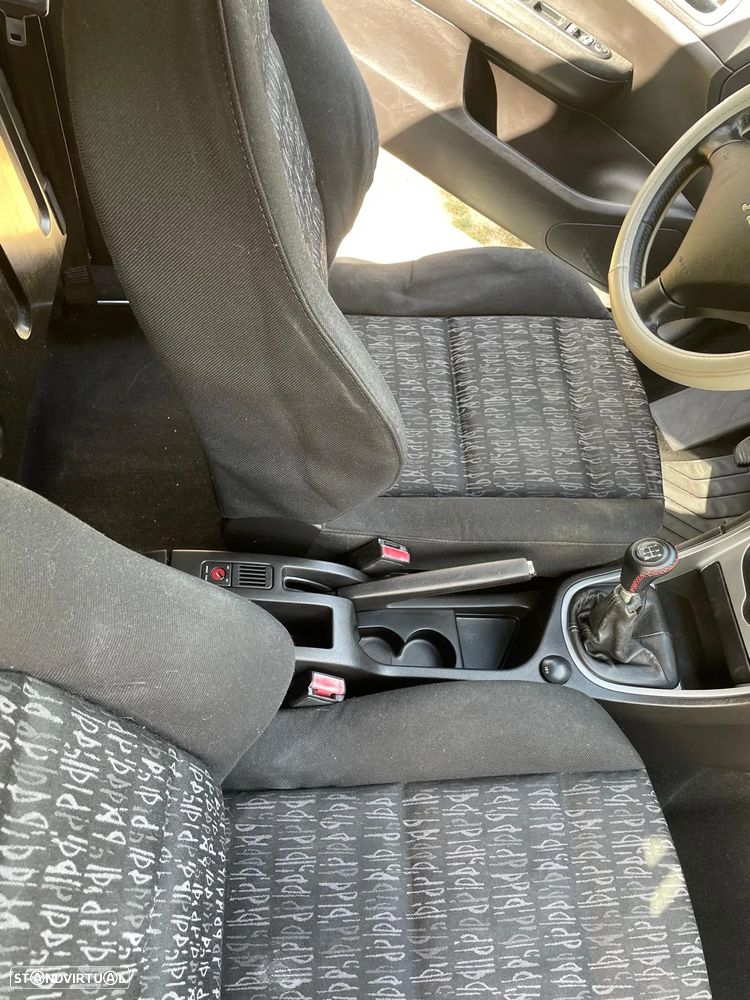Peugeot 307 1.6 HDi Premium - 12