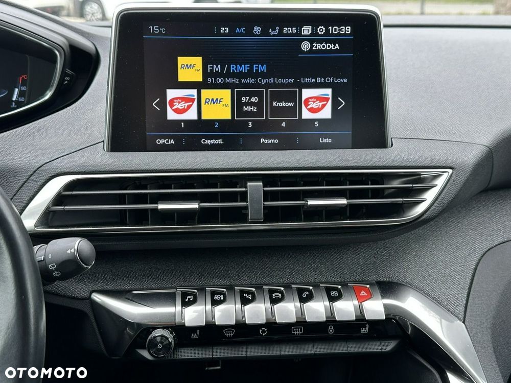 Peugeot 3008 1.2 PureTech Allure S&S EAT8 - 26