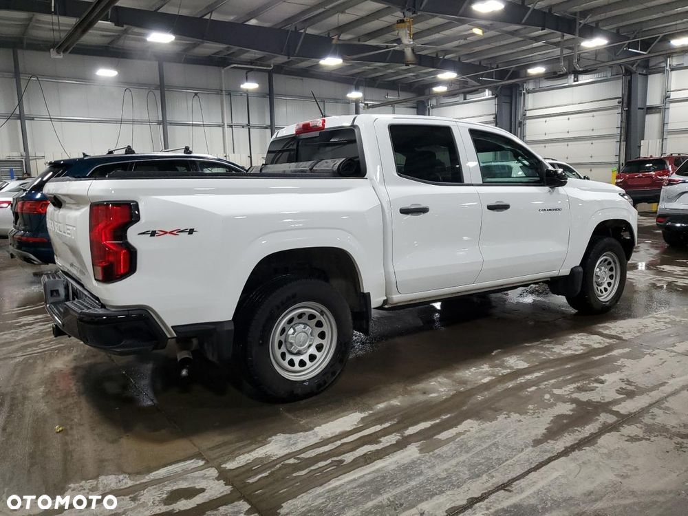 Chevrolet Silverado - 4