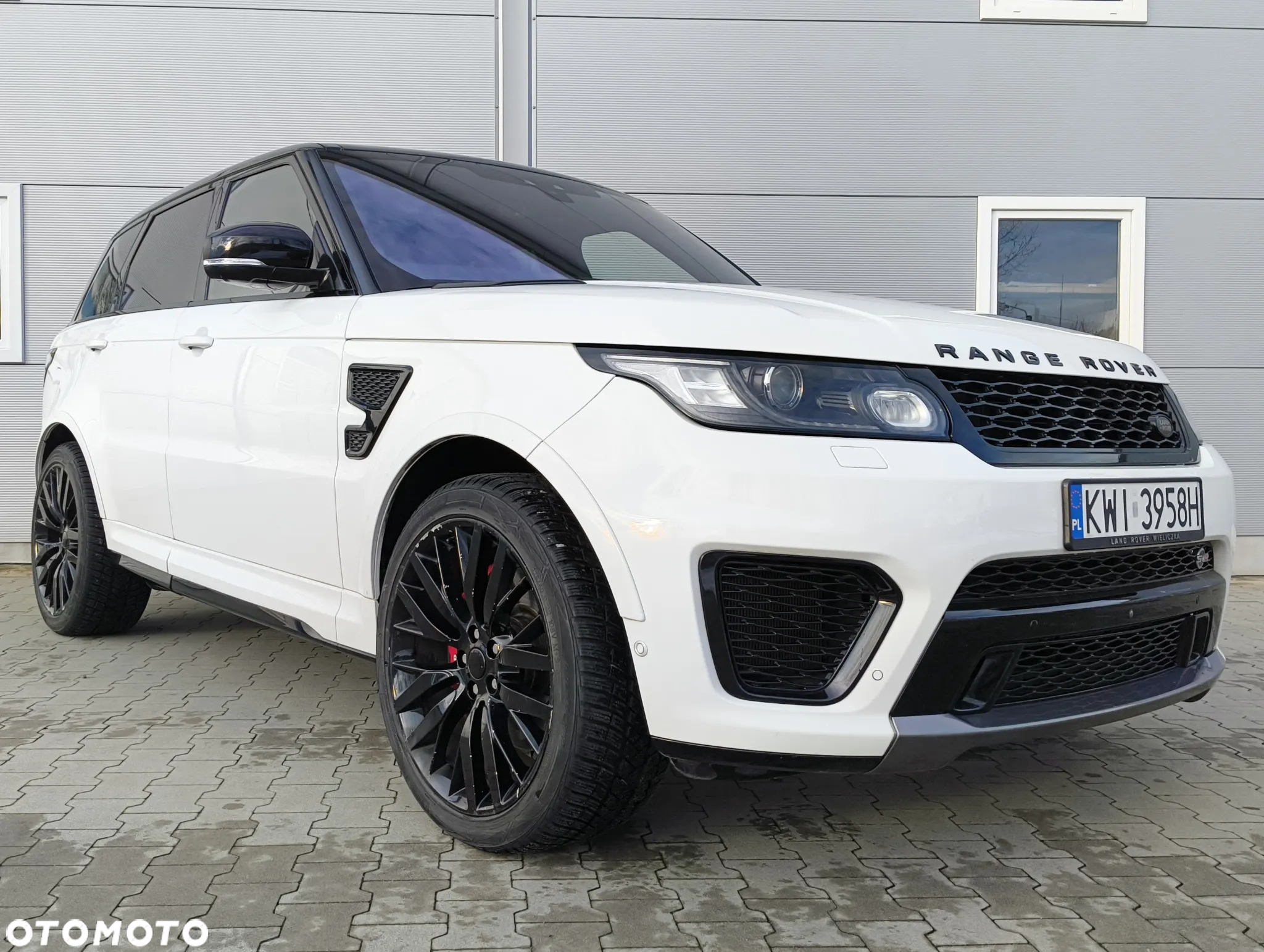 Land Rover Range Rover Sport S 5.0 V8 S/C SVR Carbon Edition - 4
