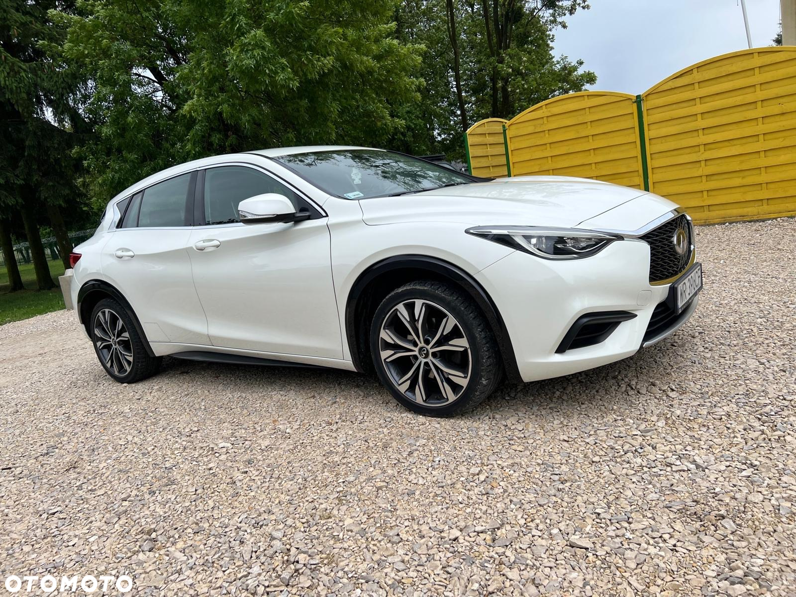 Infiniti Q30 1.5d - 14