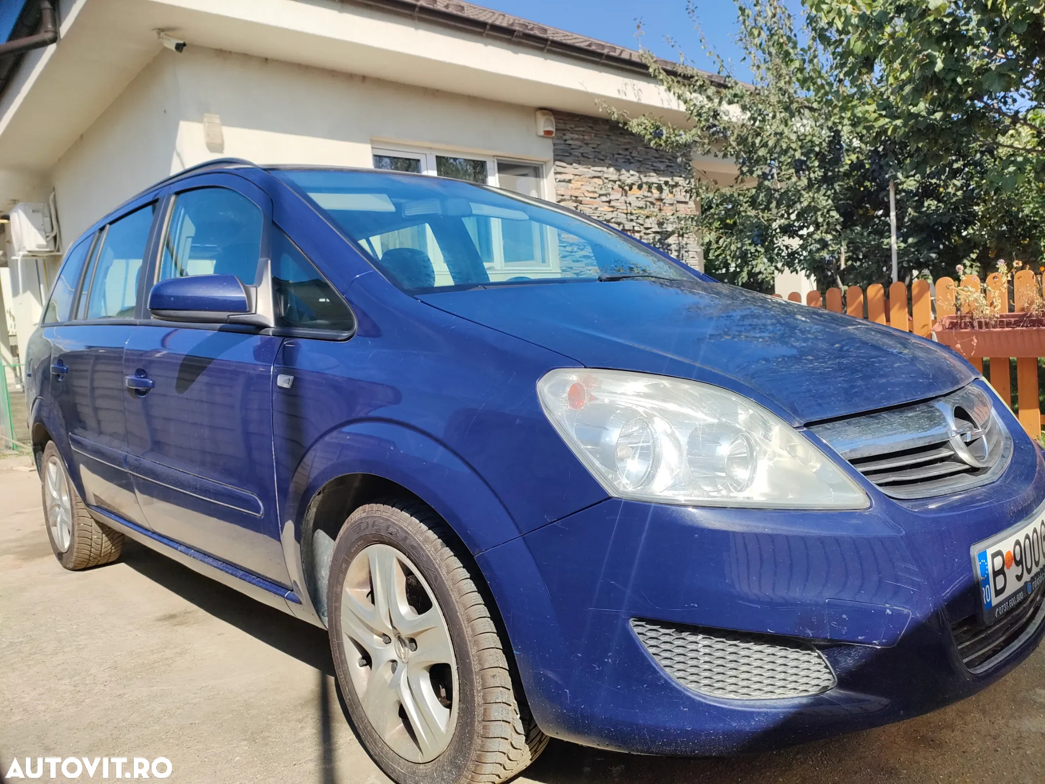 Opel Zafira - 12