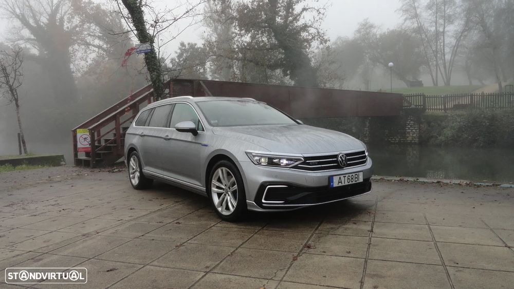 VW Passat Variant - 1