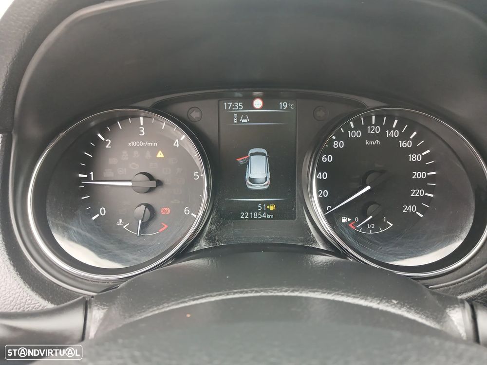 Nissan Qashqai 1.5 dCi N-Connecta RS+PS - 21