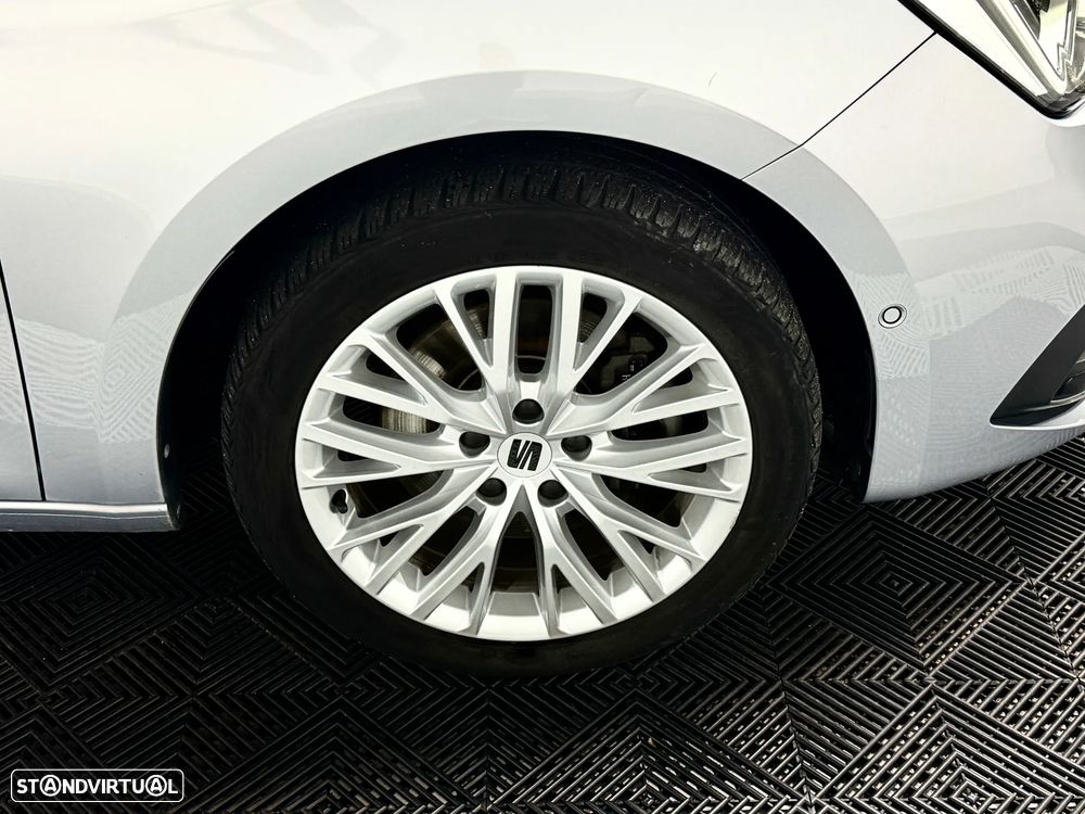 SEAT Leon 1.4 e-Hybrid DSG Xcellence - 29