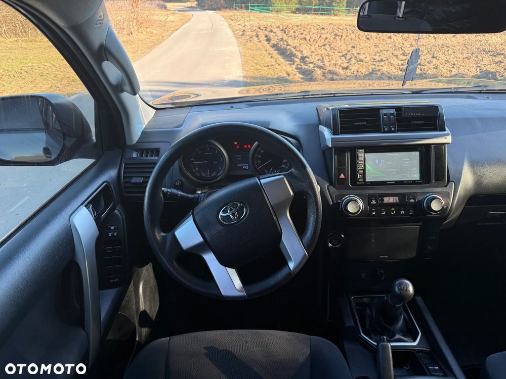 Toyota Land Cruiser 2.8 D-4D - 16