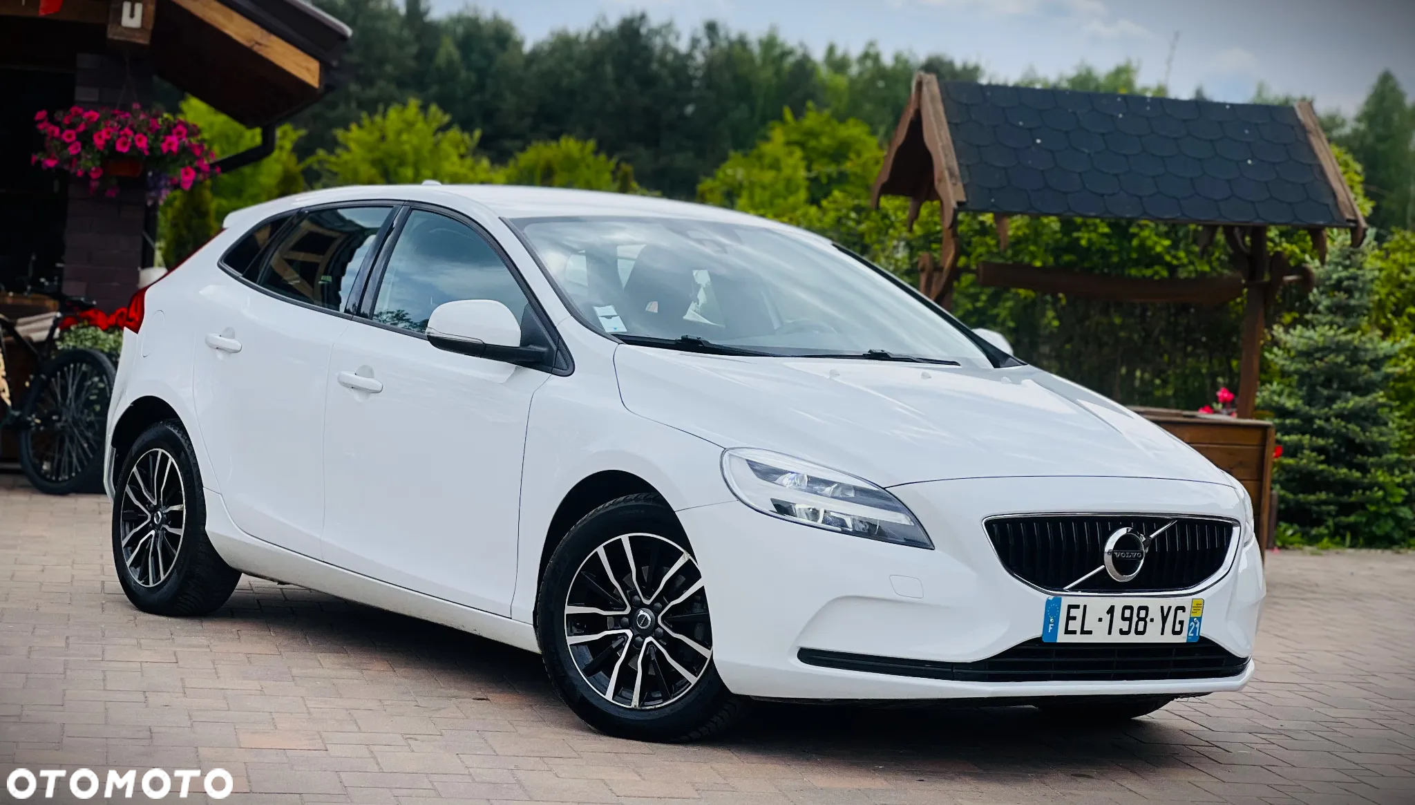 Volvo V40 D2 Drive-E Momentum - 14